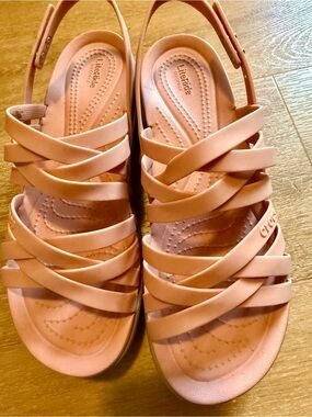 CROCS Pink Strappy Slingback Sandals